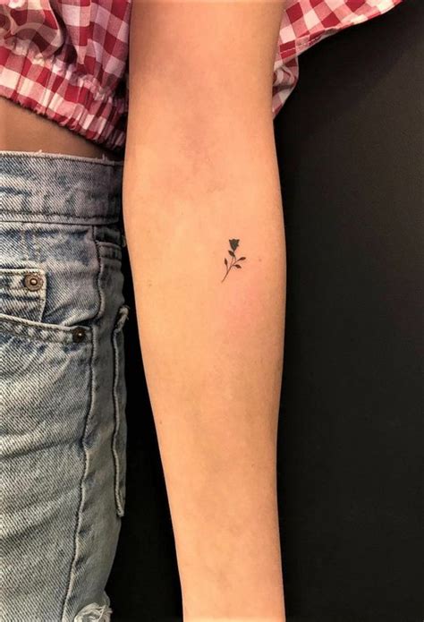 mujer mini tatuajes|Tatuajes pequeños: 75 ideas mini que nadie sabrá que llevas